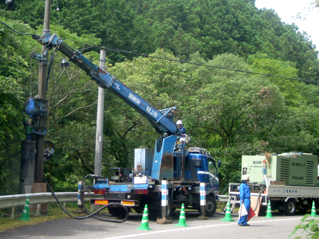 ダウンザホール掘削工事 写真